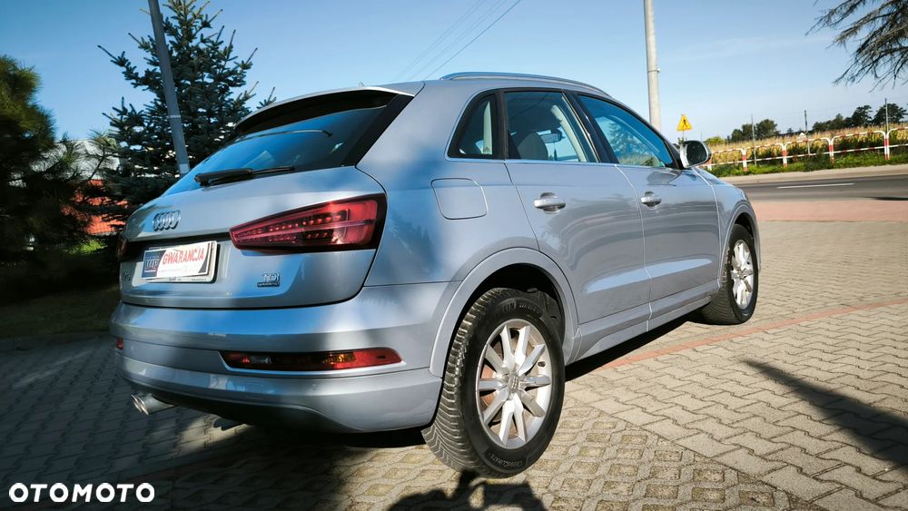 Audi Q3 2.0 TDI quattro S tronic design - 11