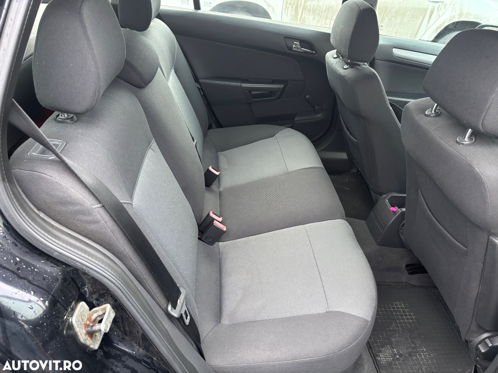 Opel Astra - 16