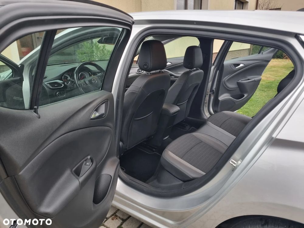 Opel Astra 1.2 T Business Elegance S&S - 23