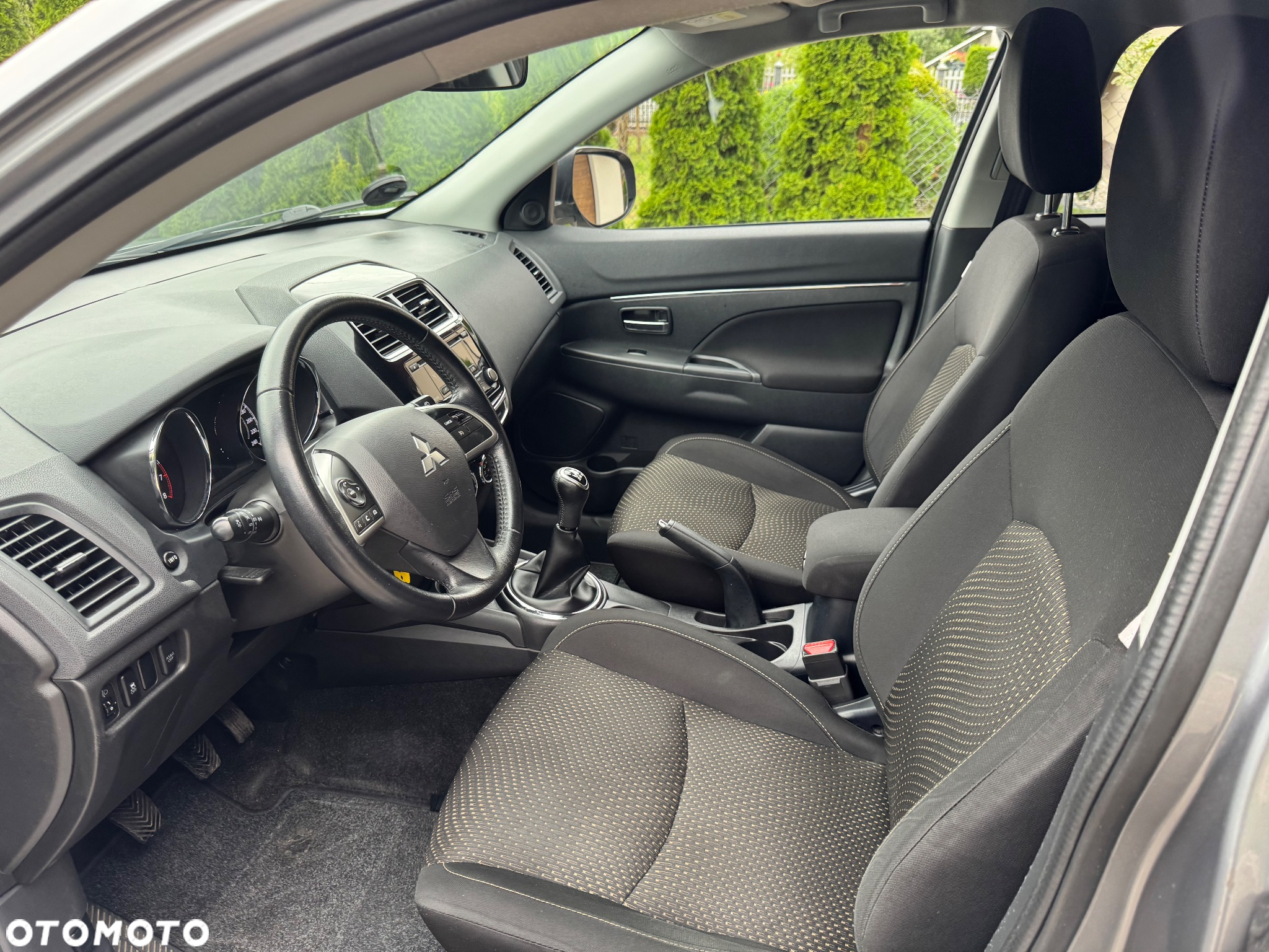 Mitsubishi ASX 1.6 2WD Instyle - 13