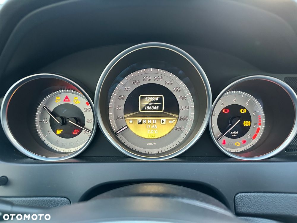 Mercedes-Benz Klasa C 180 BlueEFFICIENCY 7G-TRONIC - 10