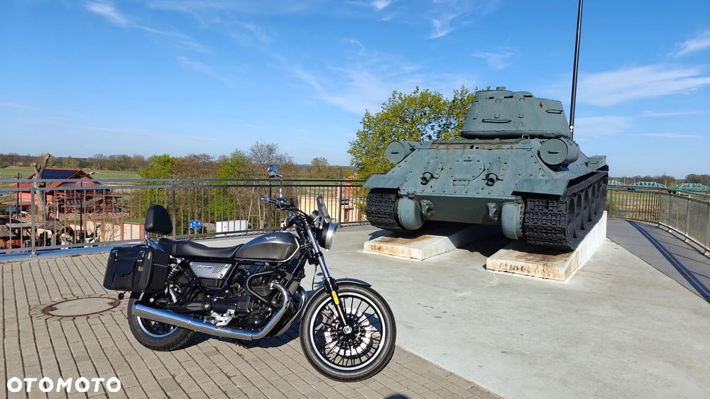 Moto Guzzi V9 - 7