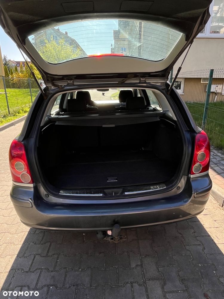 Toyota Avensis 2.0 D-4D Sol - 7