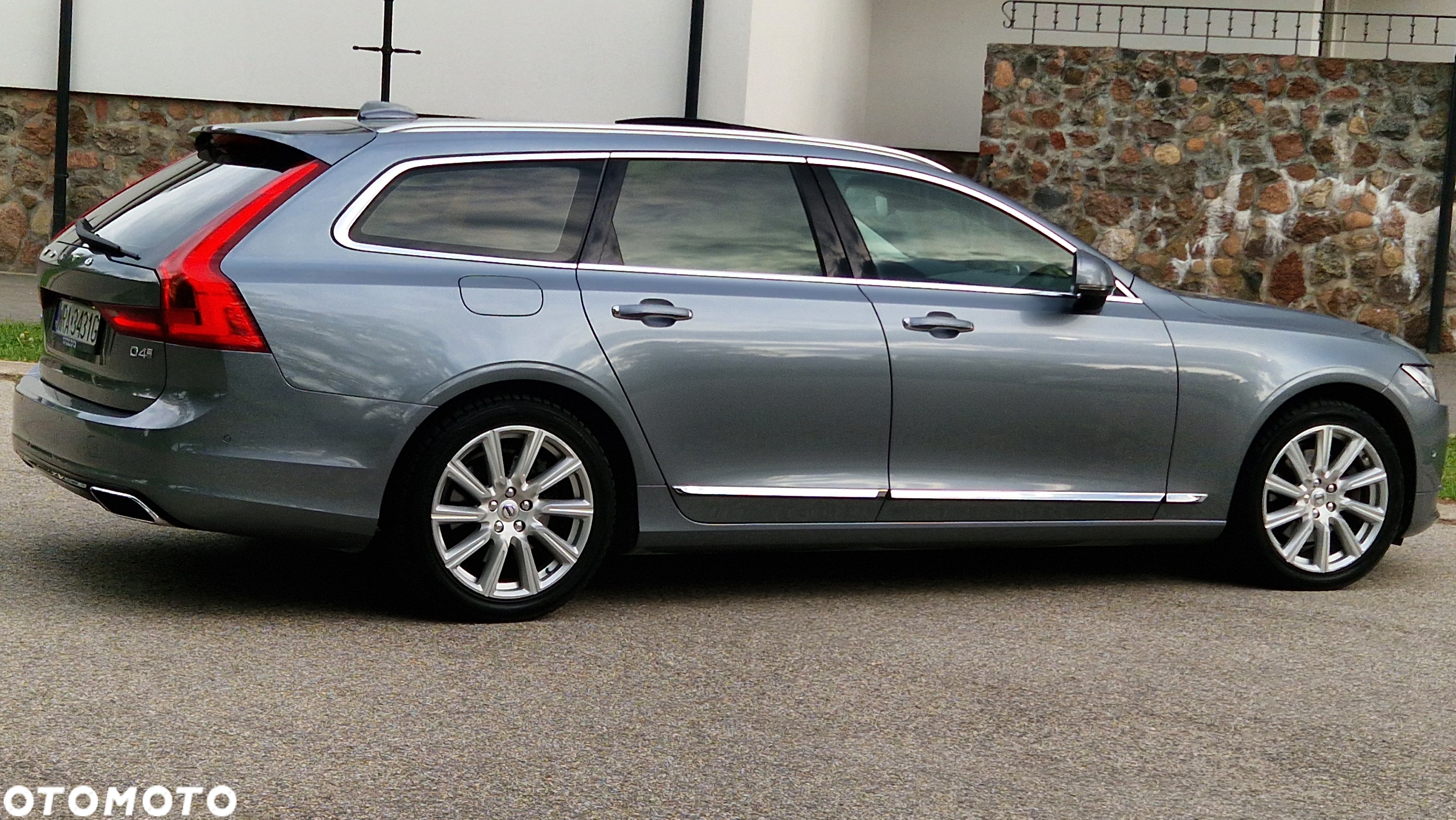 Volvo V90 D4 Inscription - 18