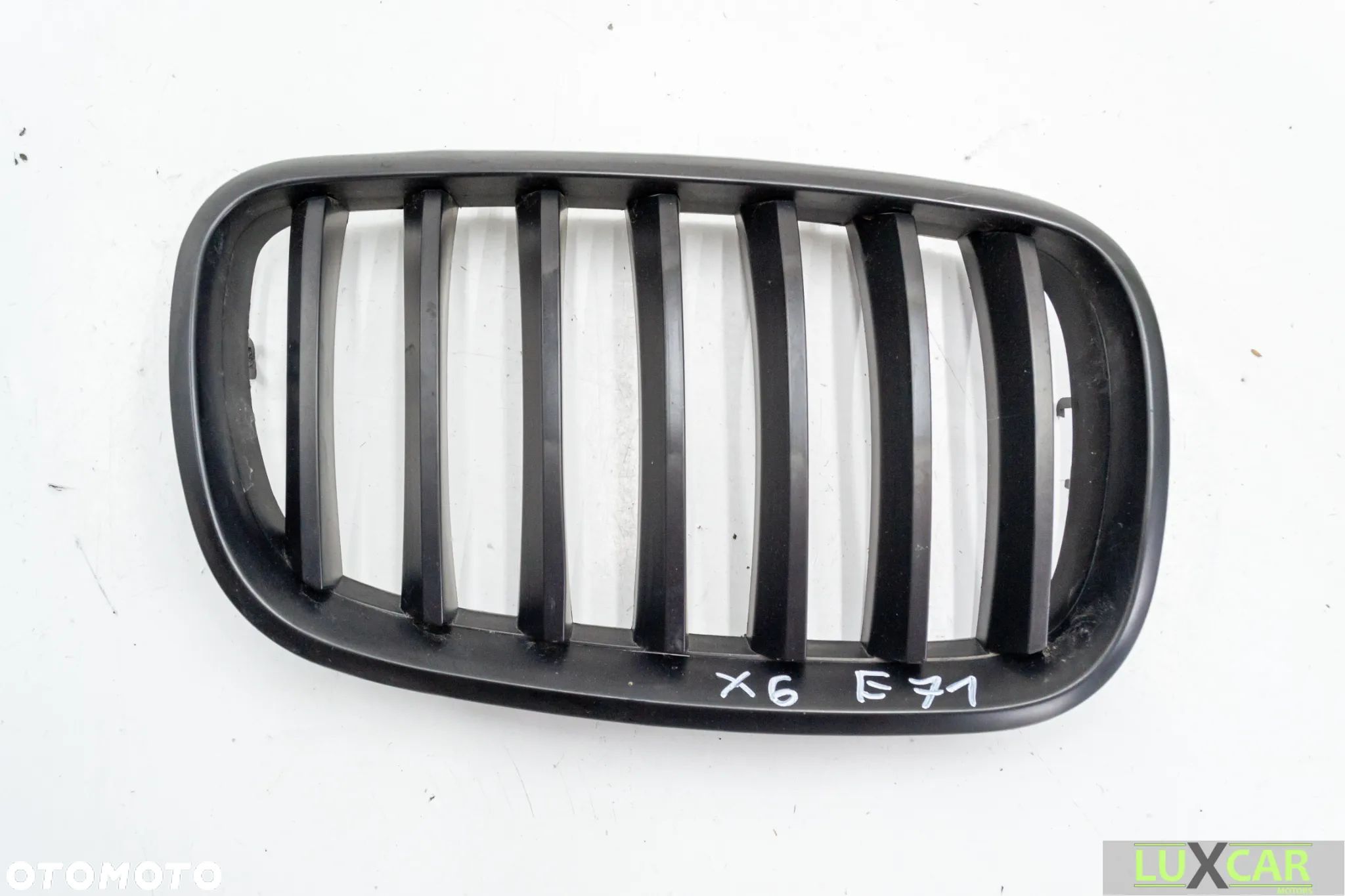 BMW X6 E71 NERKA GRILL ATRAPA PRAWA CZARNA GORLICE - 1
