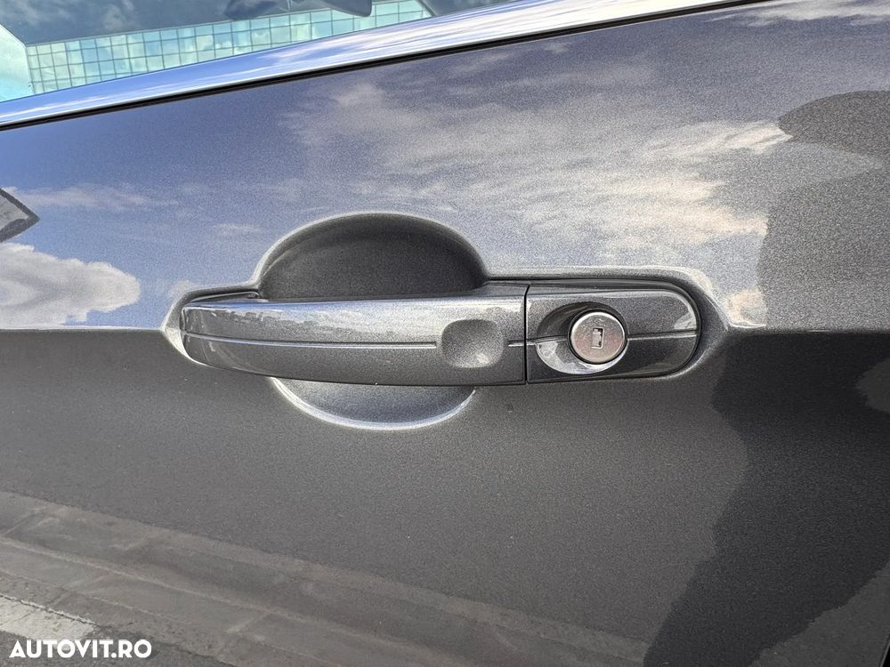 Ford Kuga 2.0 TDCi 4x4 Aut. Vignale - 18