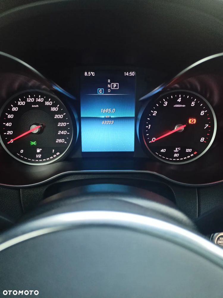 Mercedes-Benz GLC 300 4Matic 9G-TRONIC Exclusive - 19