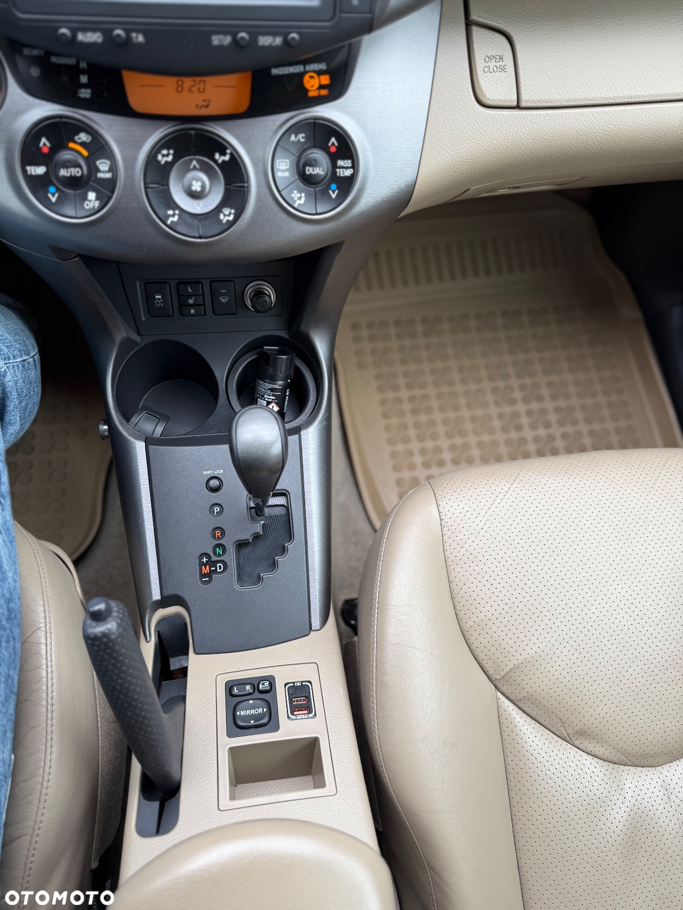 Toyota RAV4 - 15