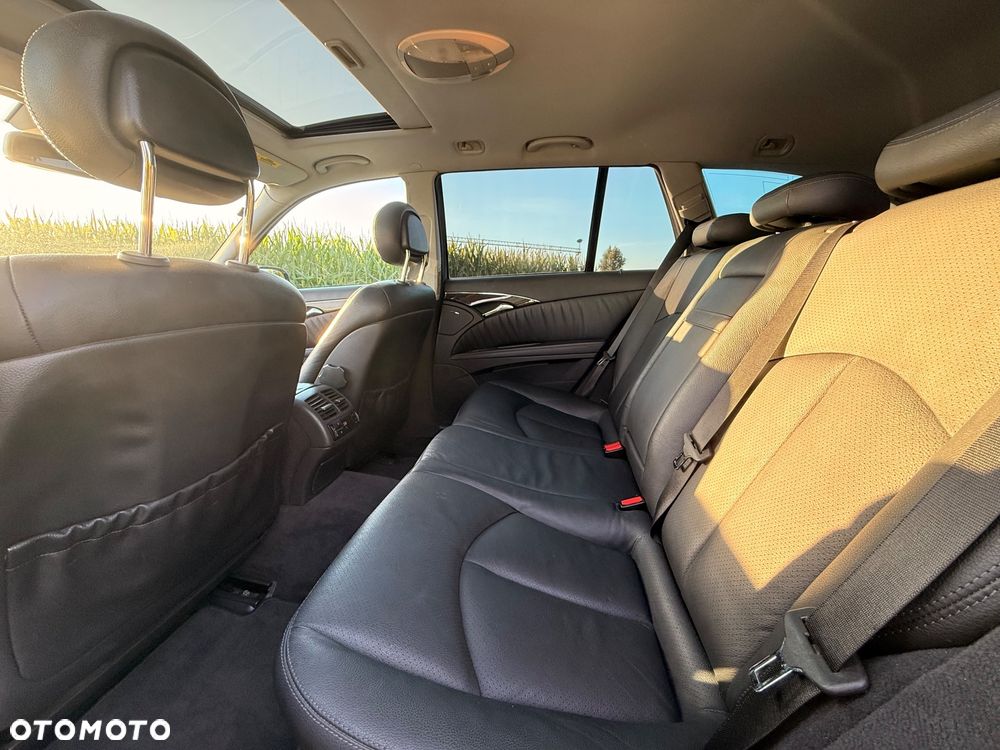Mercedes-Benz Klasa E 320 T Avantgarde - 20
