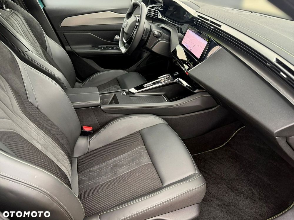 Peugeot 308 - 23