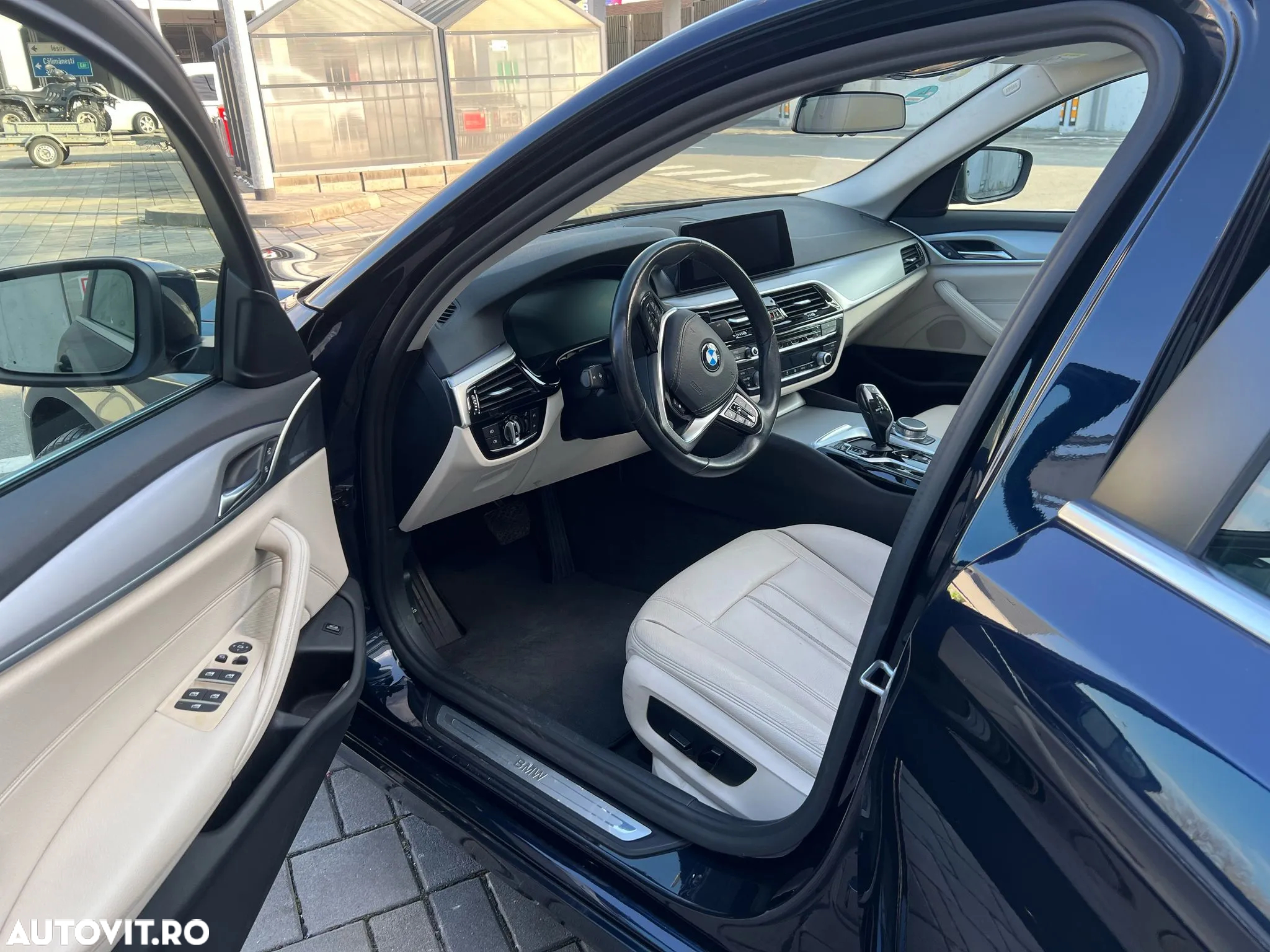 BMW Seria 5 520d Efficient Dynamics Edition Aut. - 4