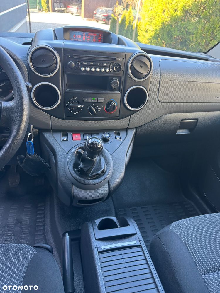 Peugeot Partner - 11