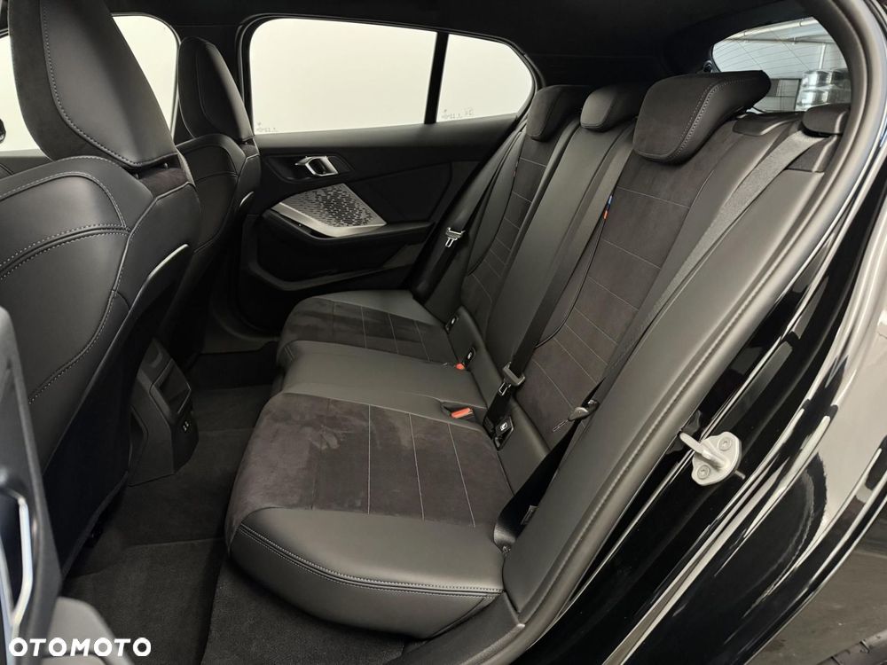 BMW Seria 1 - 24