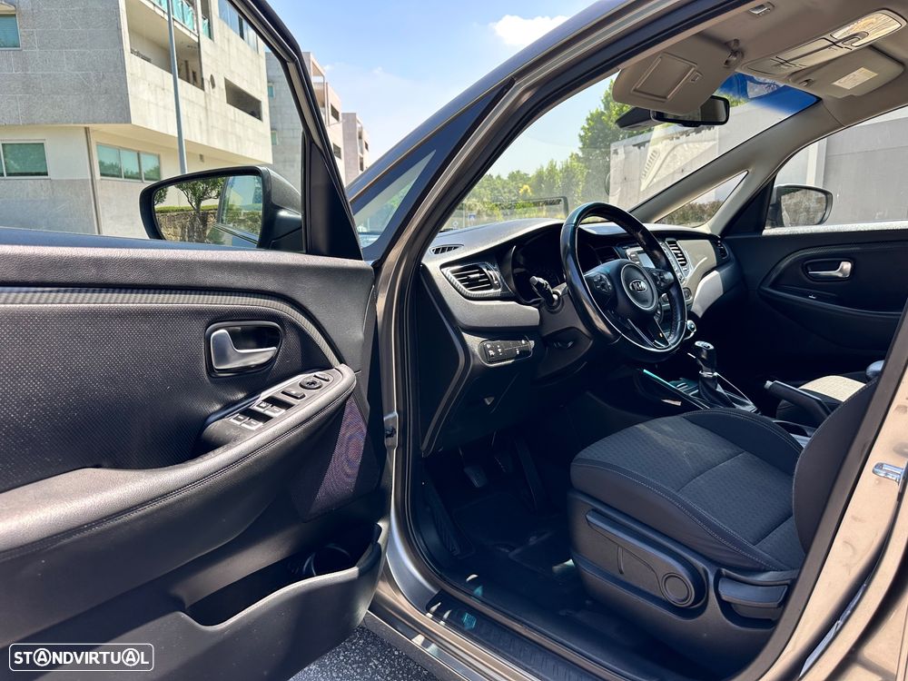 Kia Carens 1.7 CRDi ISG TX - 16