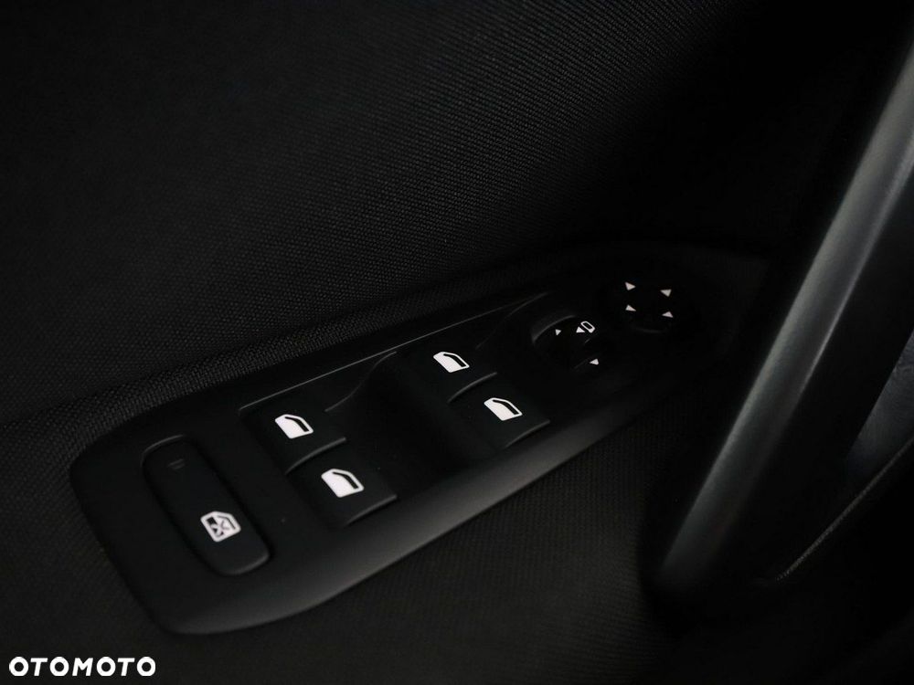 Peugeot 308 1.2 PureTech Active Pack S&S - 32