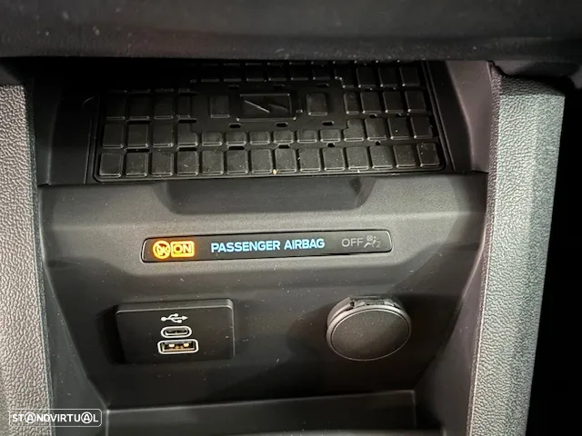 Ford Tourneo Courier 1.0 EcoBoost Active - 24