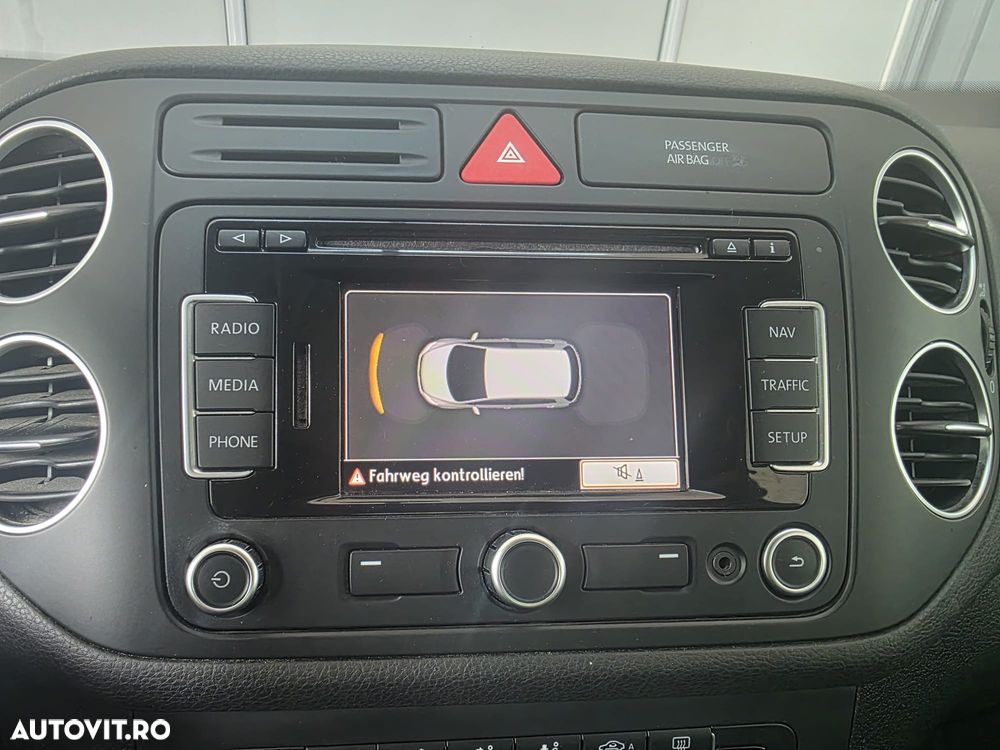 Volkswagen Golf Plus 1.6 TDI DPF Style - 17
