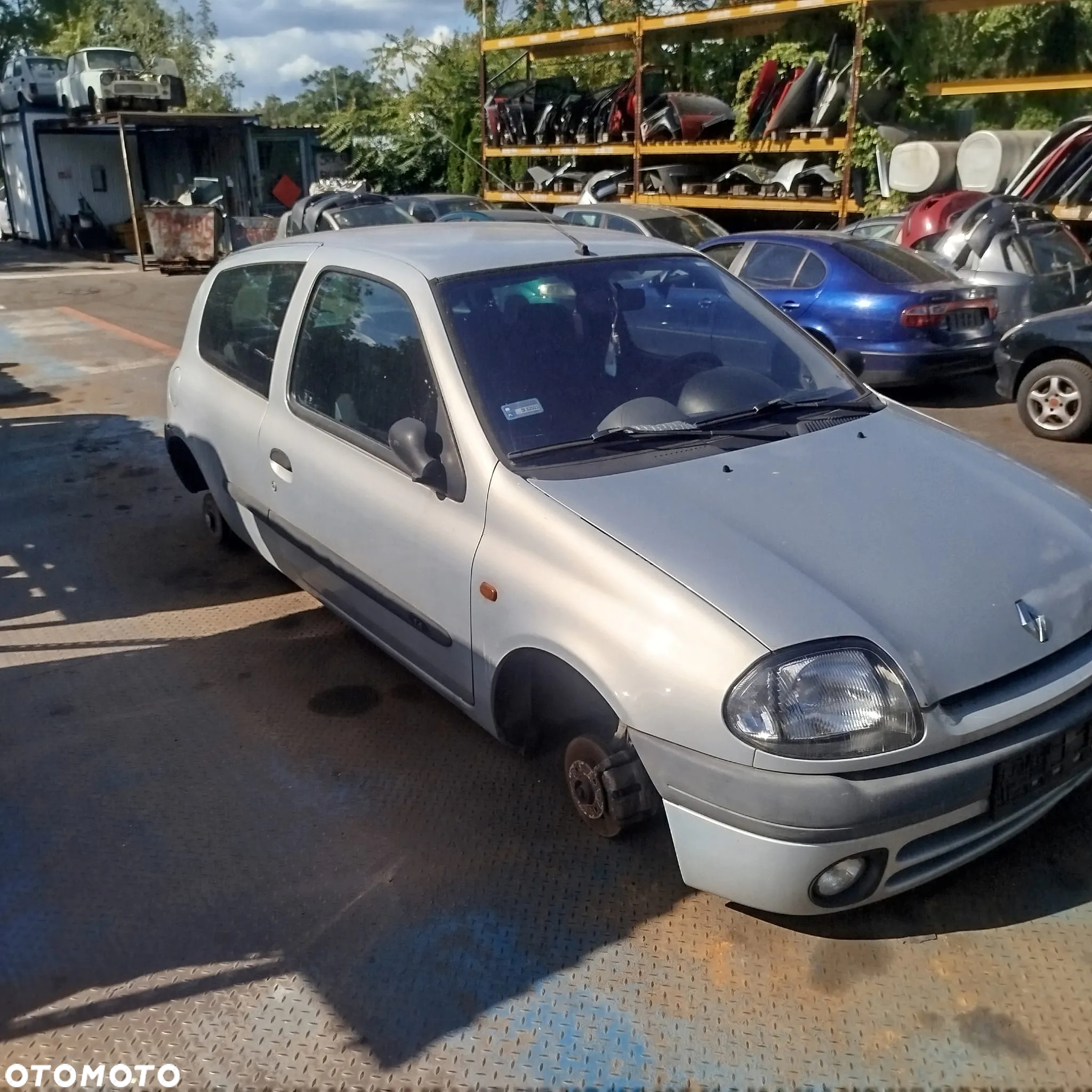 Renault Clio 2 na części . - 2