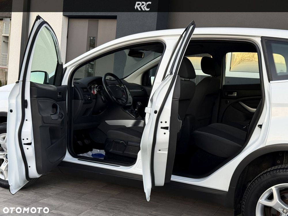Ford Kuga 2.0 TDCi 4x4 Trend - 16