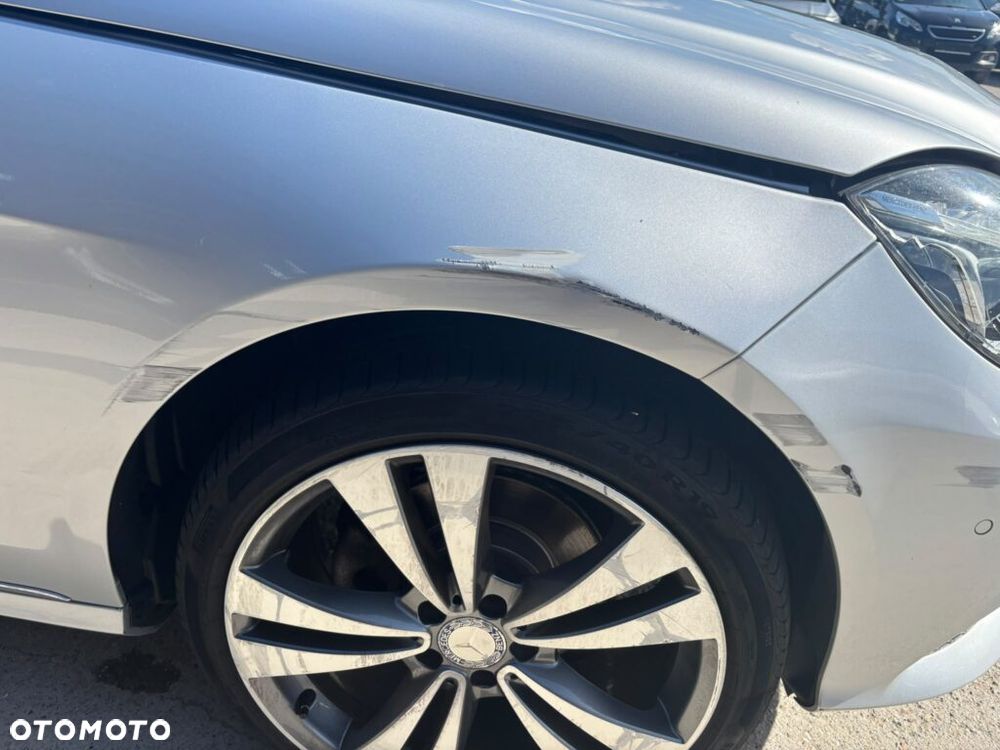 Mercedes-Benz Klasa E 220 CDI 7G-TRONIC Avantgarde - 16