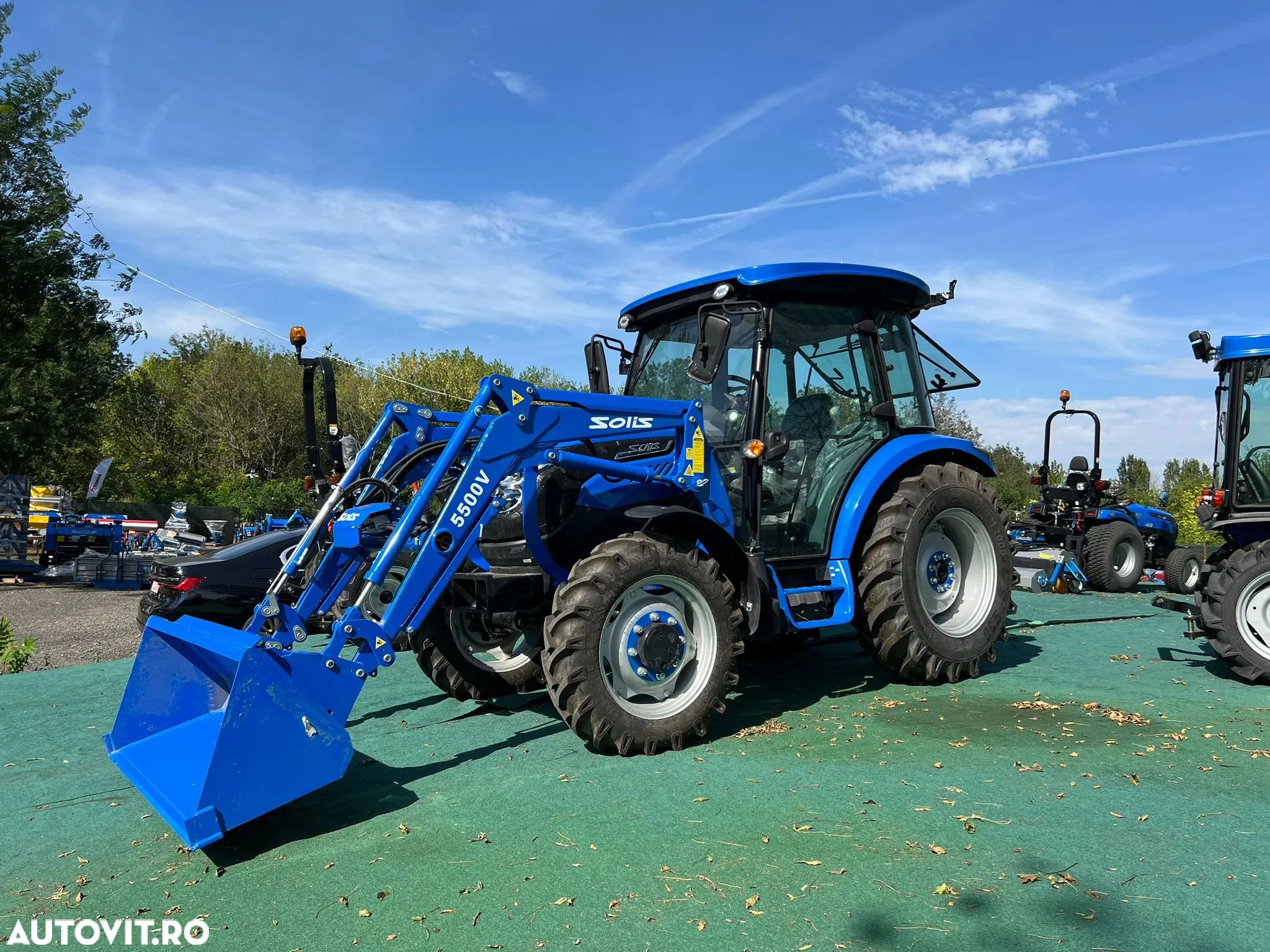 Solis Tractor nou cu cabina si incarcator, Model S60 - 1