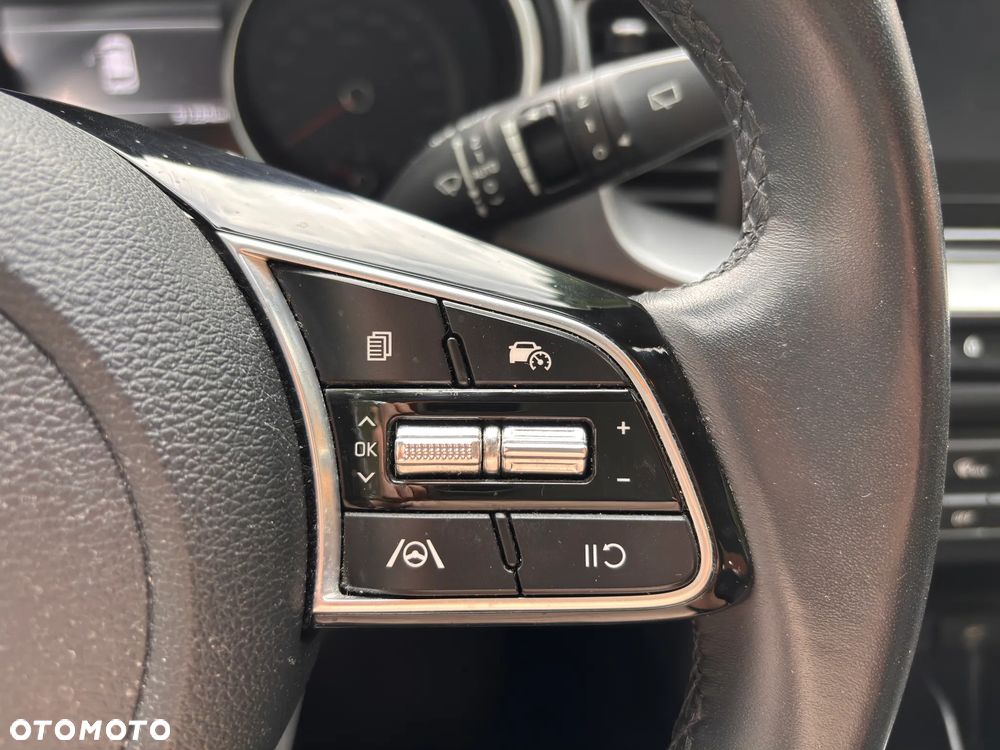 Kia Ceed 1.5 T-GDI M - 11