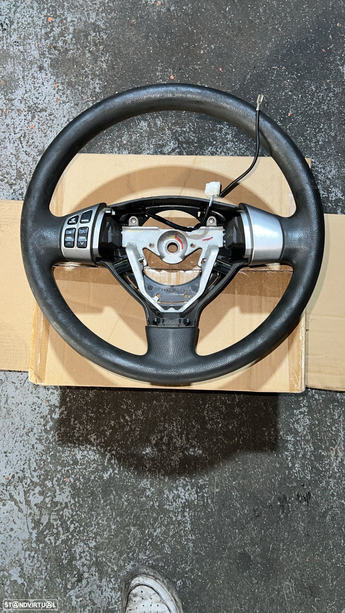 Volante Suzuki Swift - 1