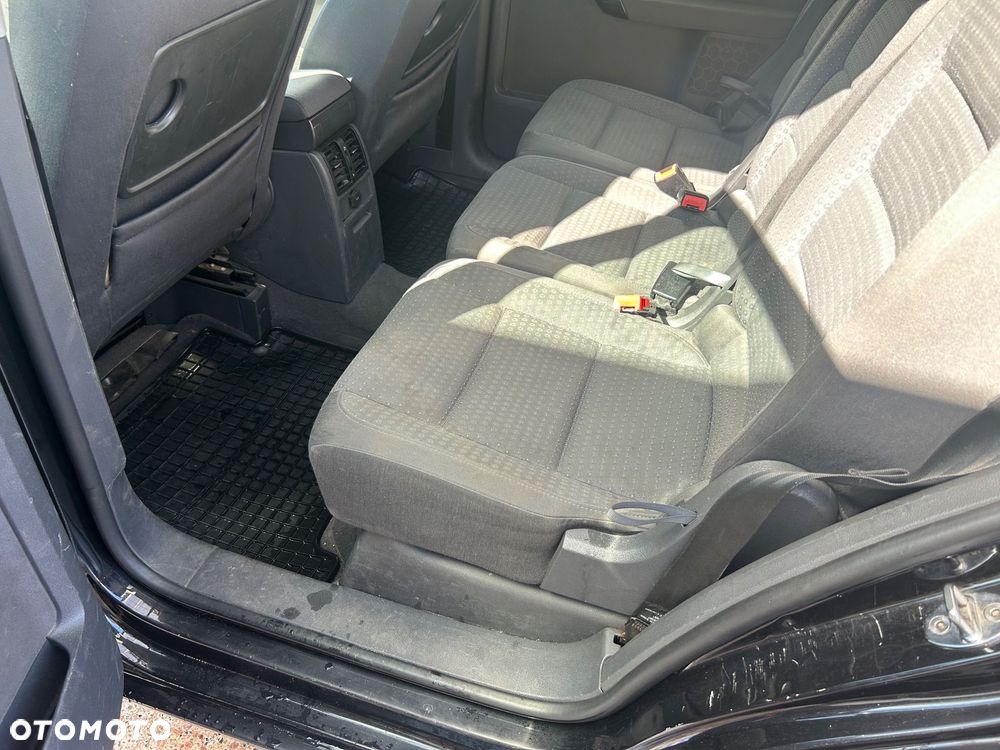 Volkswagen Touran 1.9 TDI Highline - 13