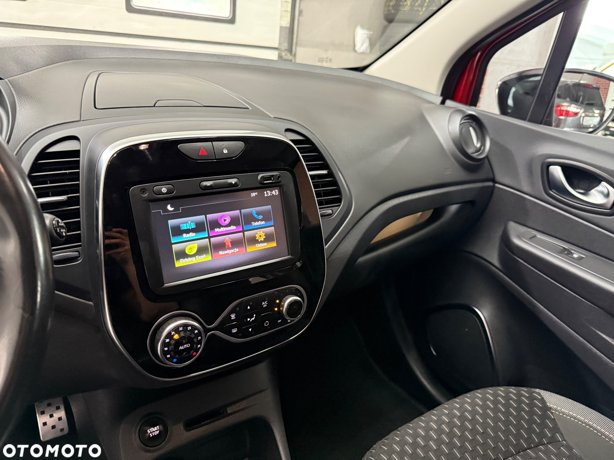 Renault Captur (ENERGY) TCe 90 INTENS - 23