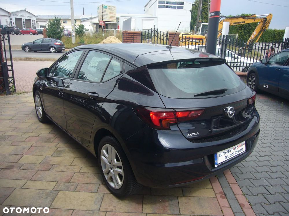 Opel Astra - 9