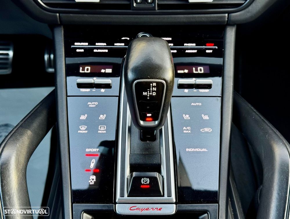 Porsche Cayenne S - 19