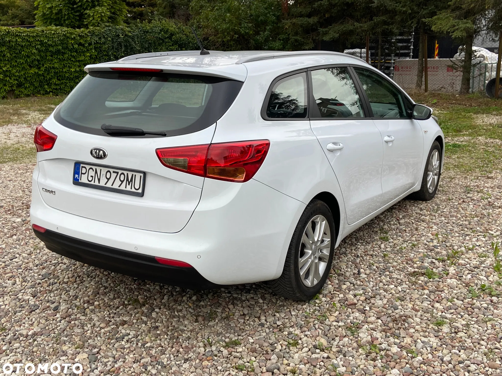 Kia Ceed - 8