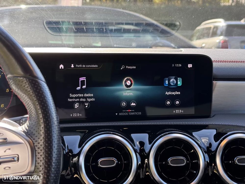 Mercedes-Benz CLA 180 d Shooting Brake AMG Line Aut. - 27