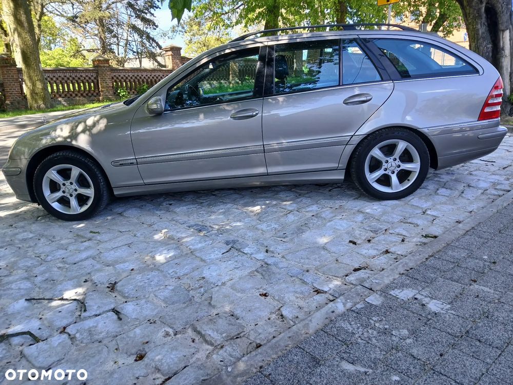 Mercedes-Benz Klasa C 180 Kompressor Automatik Avantgarde - 8