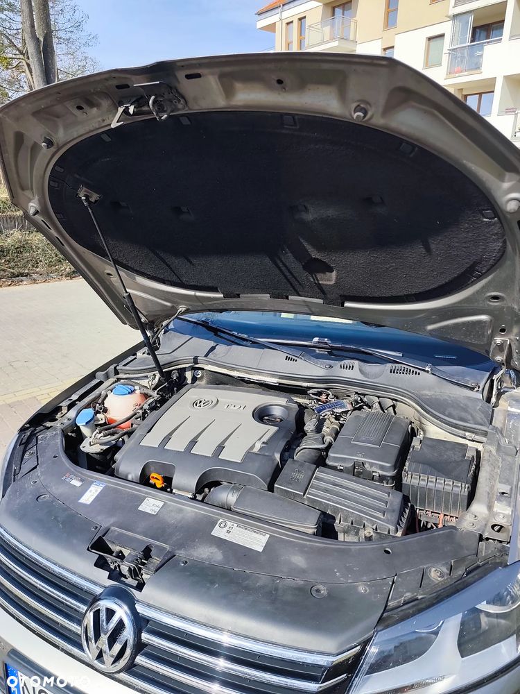 Volkswagen Passat 1.6 TDI BlueMotion Technology Comfortline - 13
