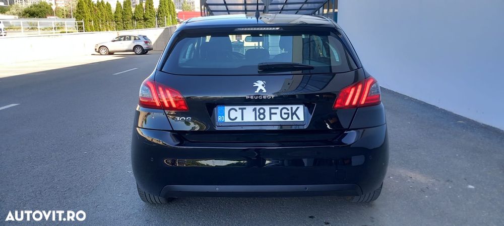 Peugeot 308 PureTech 110 Stop & Start Active Pack - 21