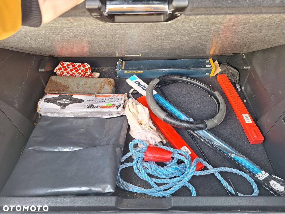 Peugeot 3008 1.6 Style - 16