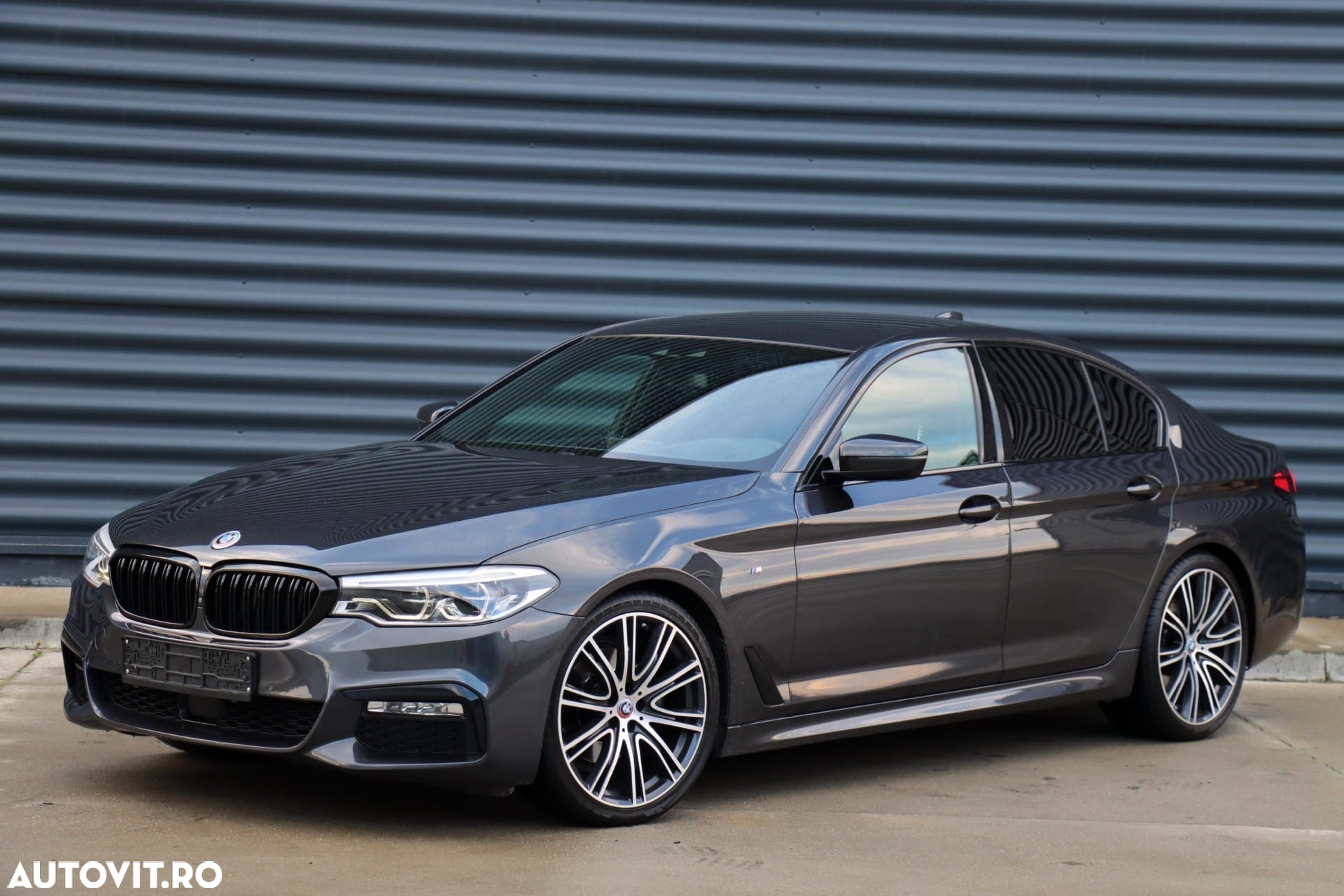 BMW Seria 5 520d Aut. M Sport Edition - 2