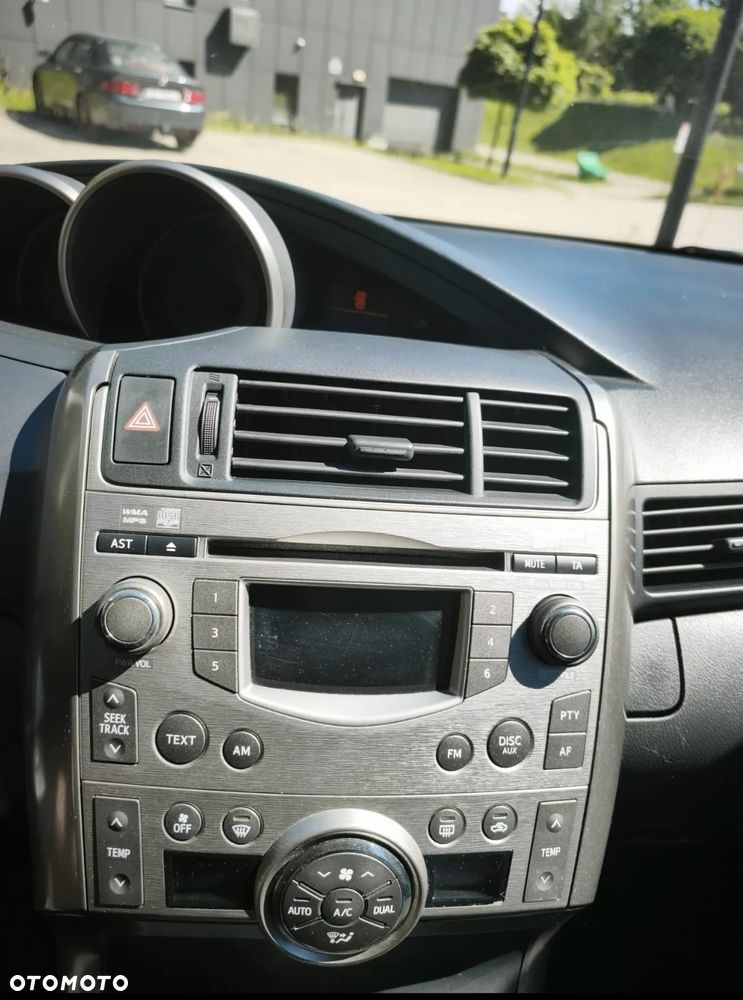 Toyota Verso 2.0 D-4D Luna 7os - 10