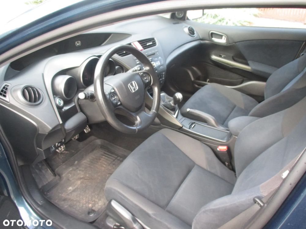 Honda Civic 1.4 i-VTEC Comfort - 24