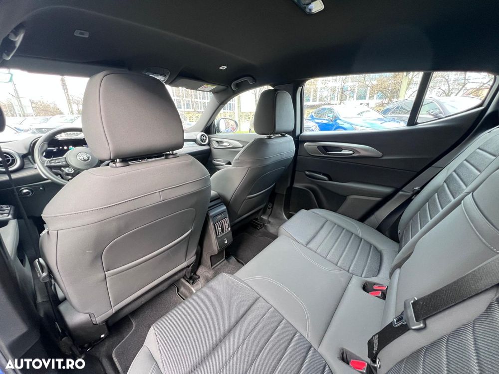 Alfa Romeo Tonale 1.5 FWD AT MHEV TI - 13