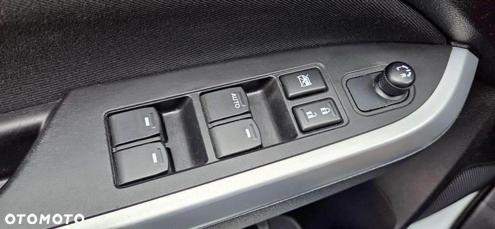 Suzuki Vitara 1.6 (4x2) Comfort+ - 32
