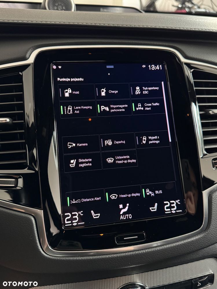 Volvo XC 90 T8 AWD Plug-In Hybrid R-Design 7os - 25