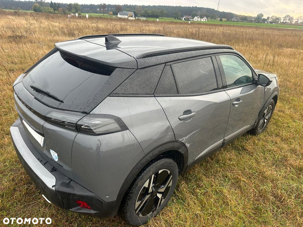 Peugeot 2008 Hybrid 136 e-DSC GT - 30