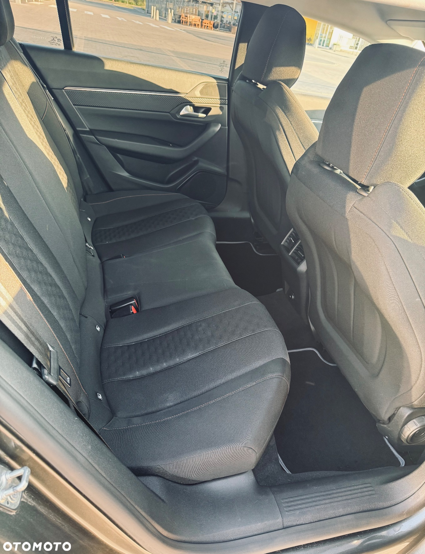 Peugeot 508 SW PureTech 180 EAT8 Allure - 14