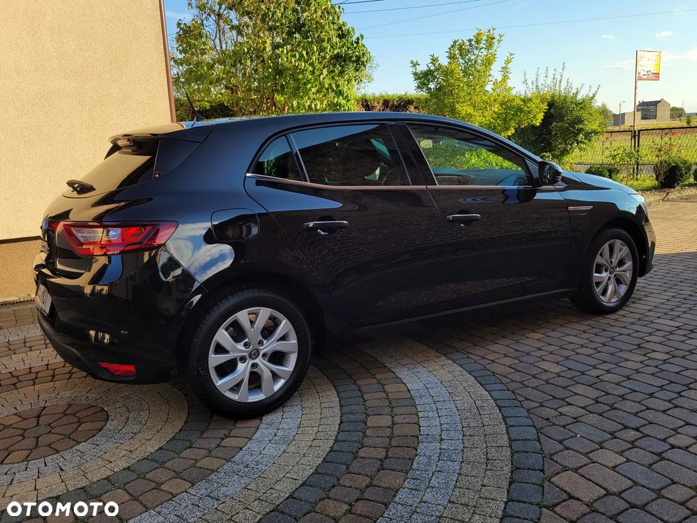 Renault Megane ENERGY TCe 140 EDC LIMITED - 13