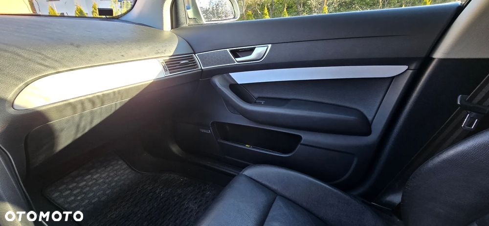 Audi A6 Limousine 2.4 - 9