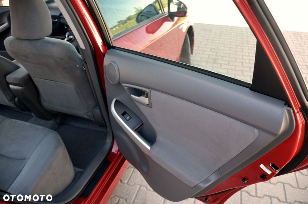 Toyota Prius - 17