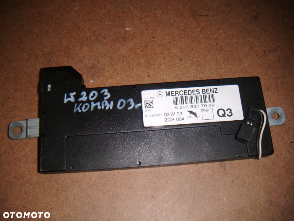 mercedes w203 03r wzmacniacz antenowy 2038207989 - 1