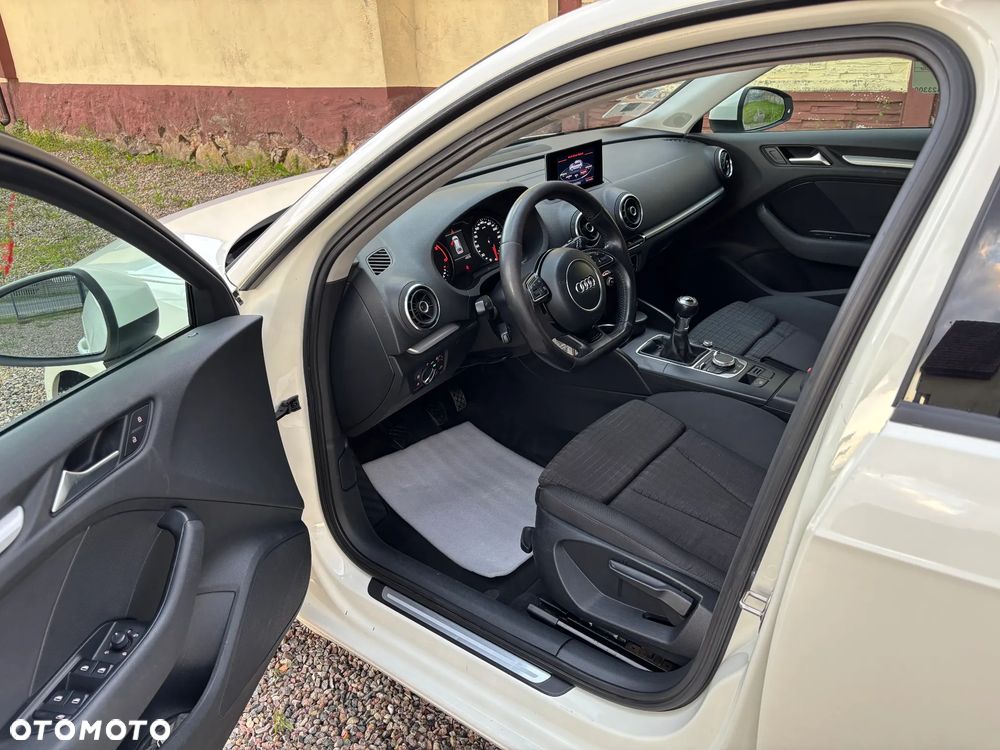 Audi A3 Sportback 1.6 TDI - 8